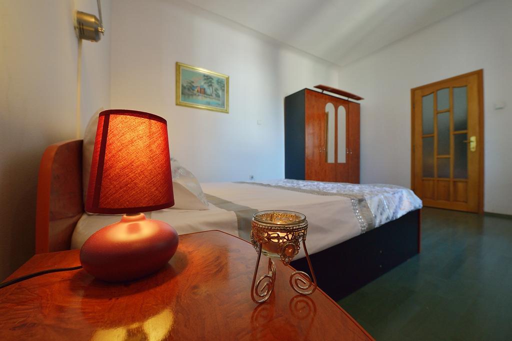 Atlas Accommodation Бухарест Экстерьер фото